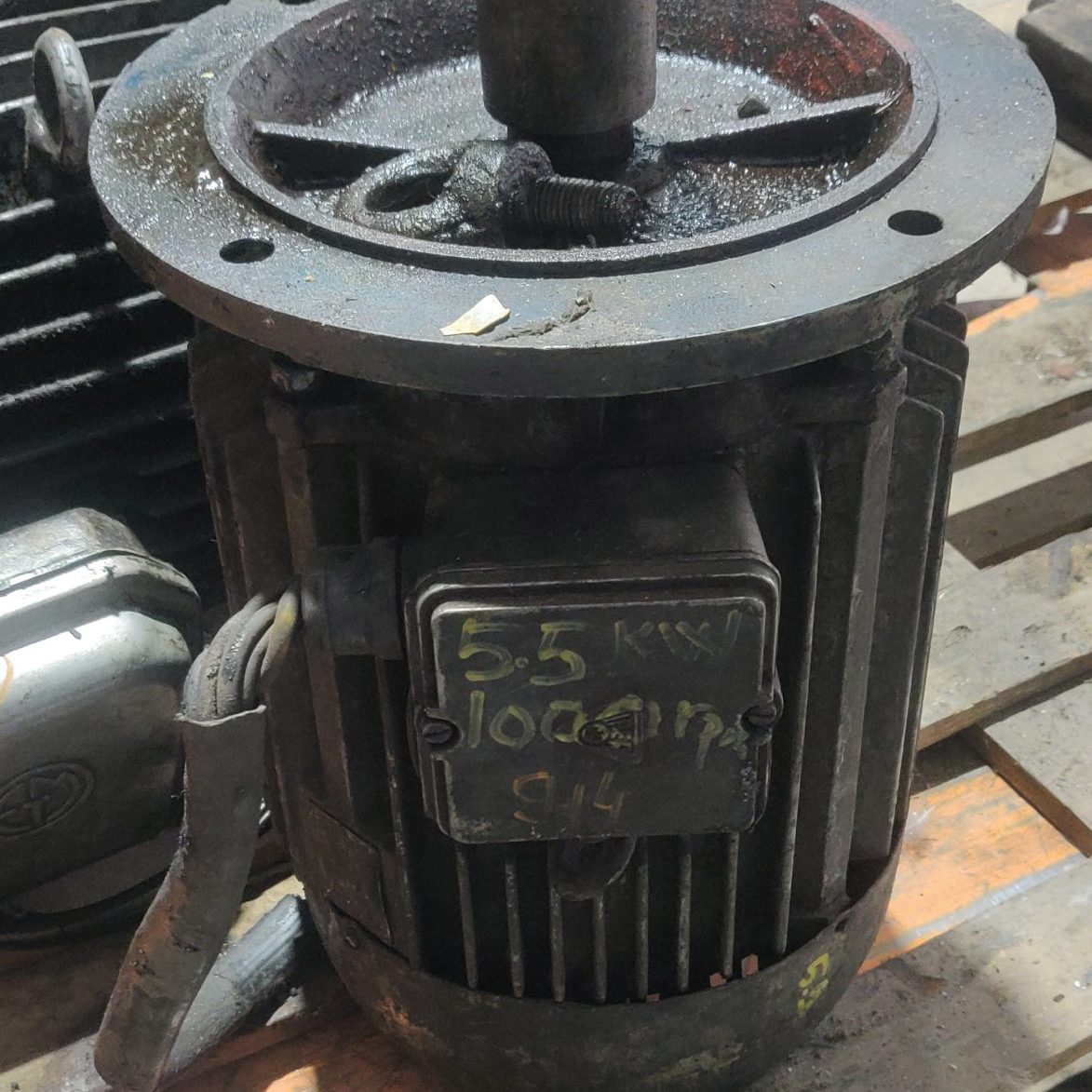 IMG_20230823_092505 Motor electric trifazat 5.5kW 1000rpm - imagine 1