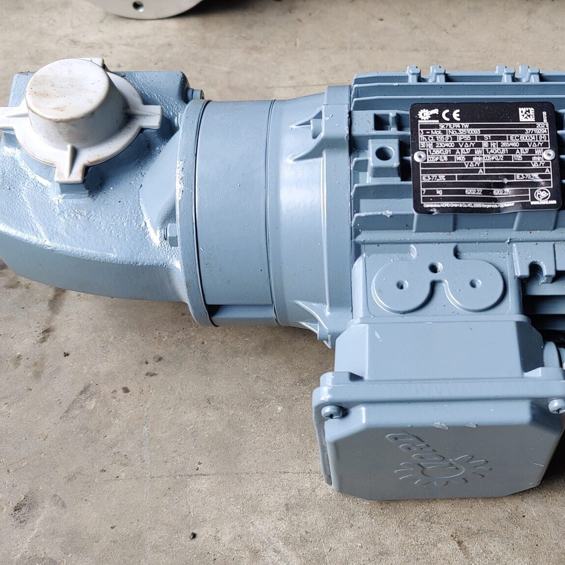 IMG_20240325_142248 Motor electric cu reductor Nord 0.37kW 112rpm - imagine 1