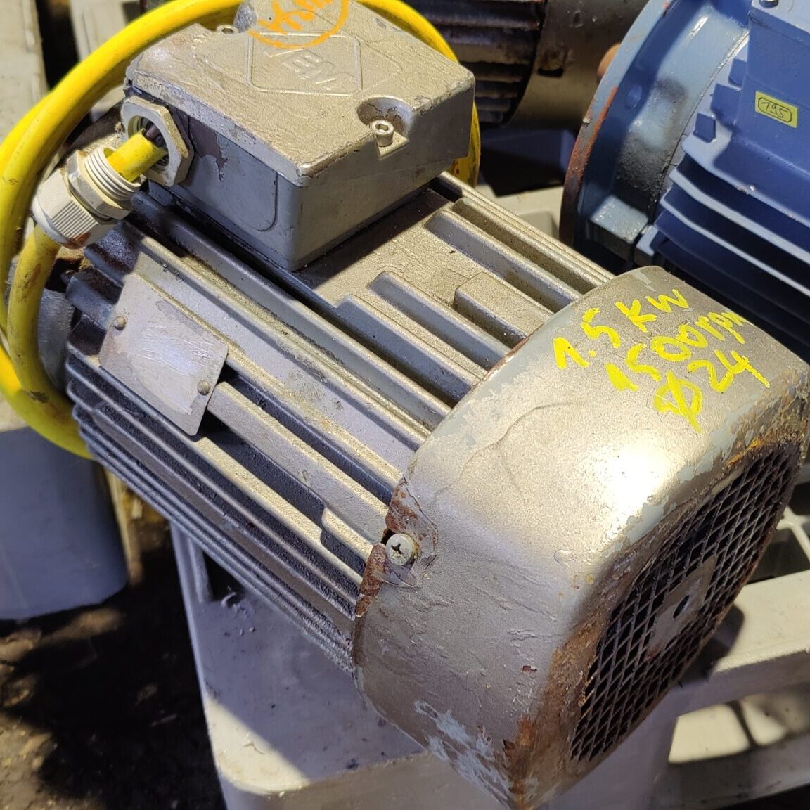 IMG_20240327_090652 Motor electric trifazat VEM, 1.5kW 1500rpm - imagine 1
