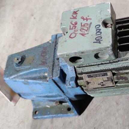 Motor electric cu reductor VEM 0.55kW 125rpm