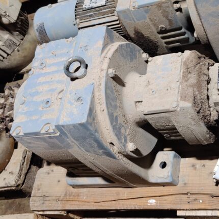 Motor electric cu reductor SEW 0.37kW 1rpm