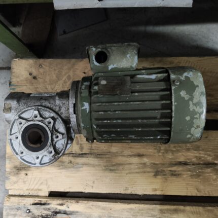 Motor electric cu reductor VEM 0.25kW 140rpm