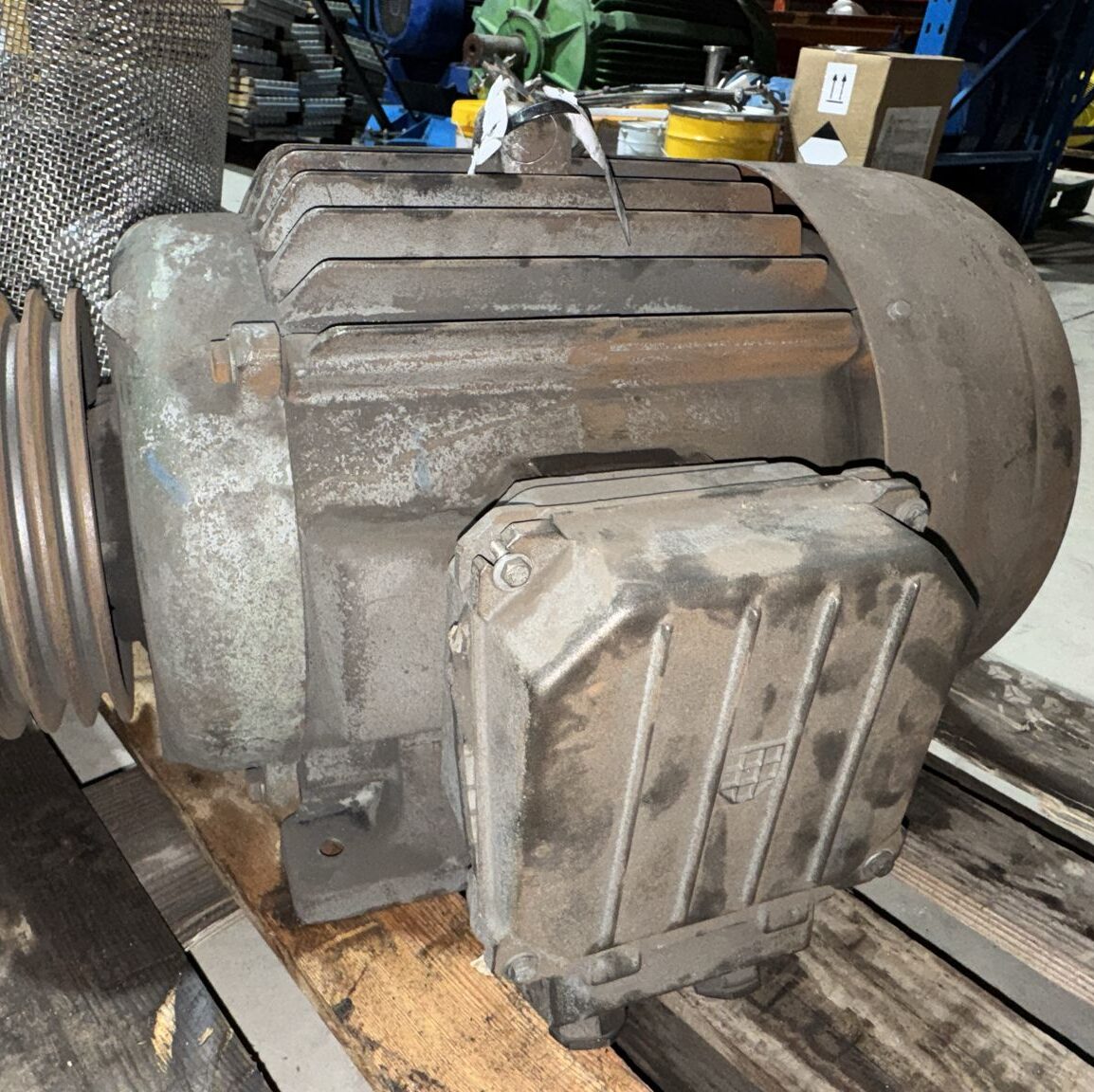 WhatsApp Image 2026-04-03 at 14.40.48 Motor electric trifazat Heemaf, 22kW 1500rpm - imagine 1